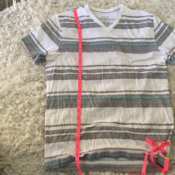 American Rag V Neck - Picture 4 of 7